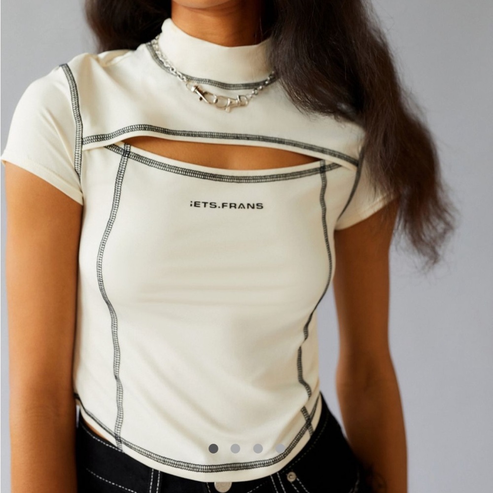 Urban Outfitters White Short Sleeve Tee Sporty Design